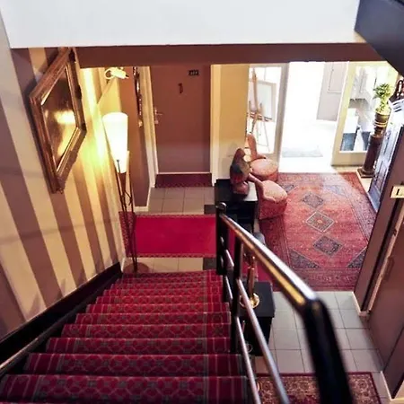 Noga Hotel 3*